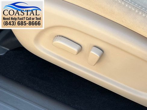 Used 2017 Nissan Pathfinder SV FWD image 9