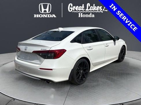 Used 2024 Honda Civic Sport image 4