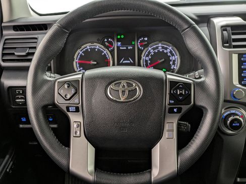 Used 2022 Toyota 4Runner Limited image 27