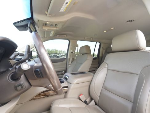 Used 2016 GMC Yukon XL SLT RWD image 8