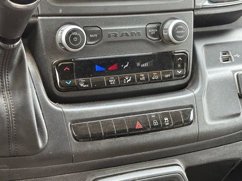 Used 2023 RAM ProMaster 2500 FWD image 12