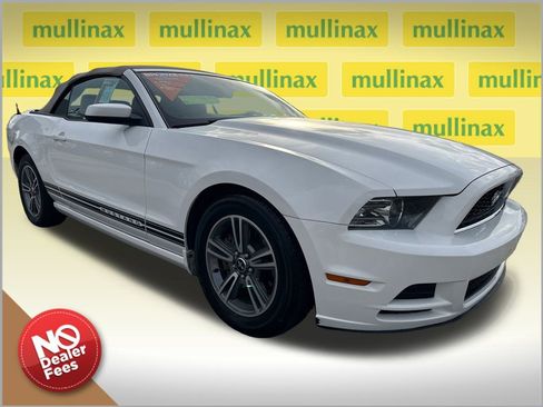 Used 2013 Ford Mustang Premium image 1