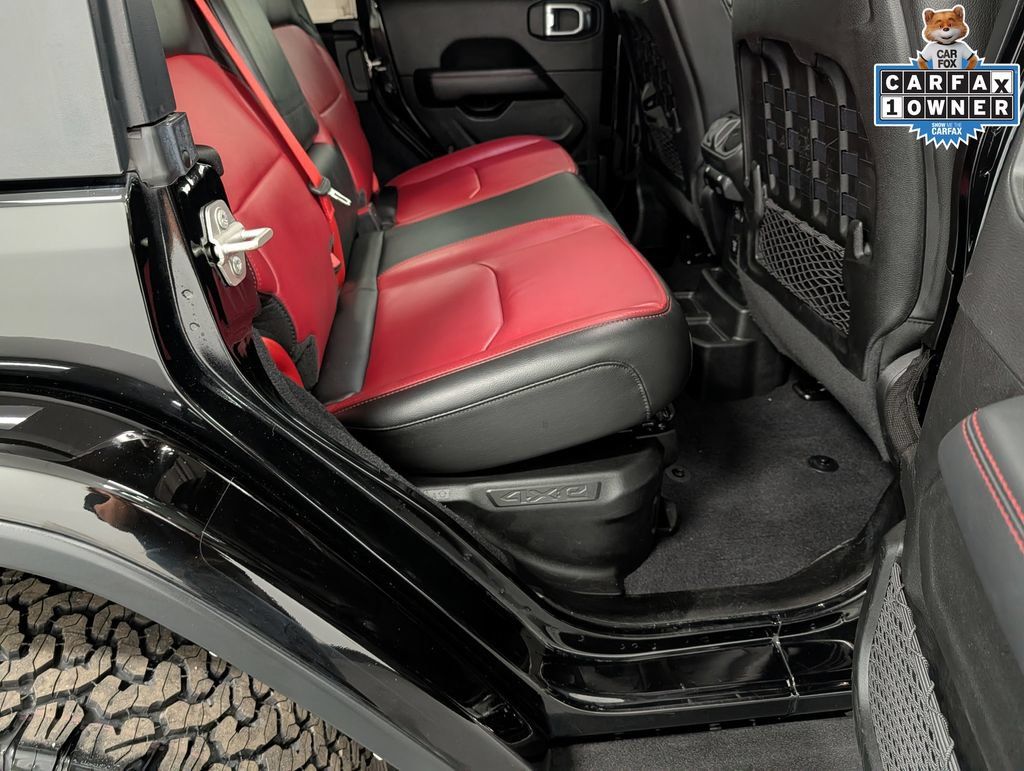 Used 2023 Jeep Wrangler Unlimited Rubicon 4xe AWD/4WD image 27