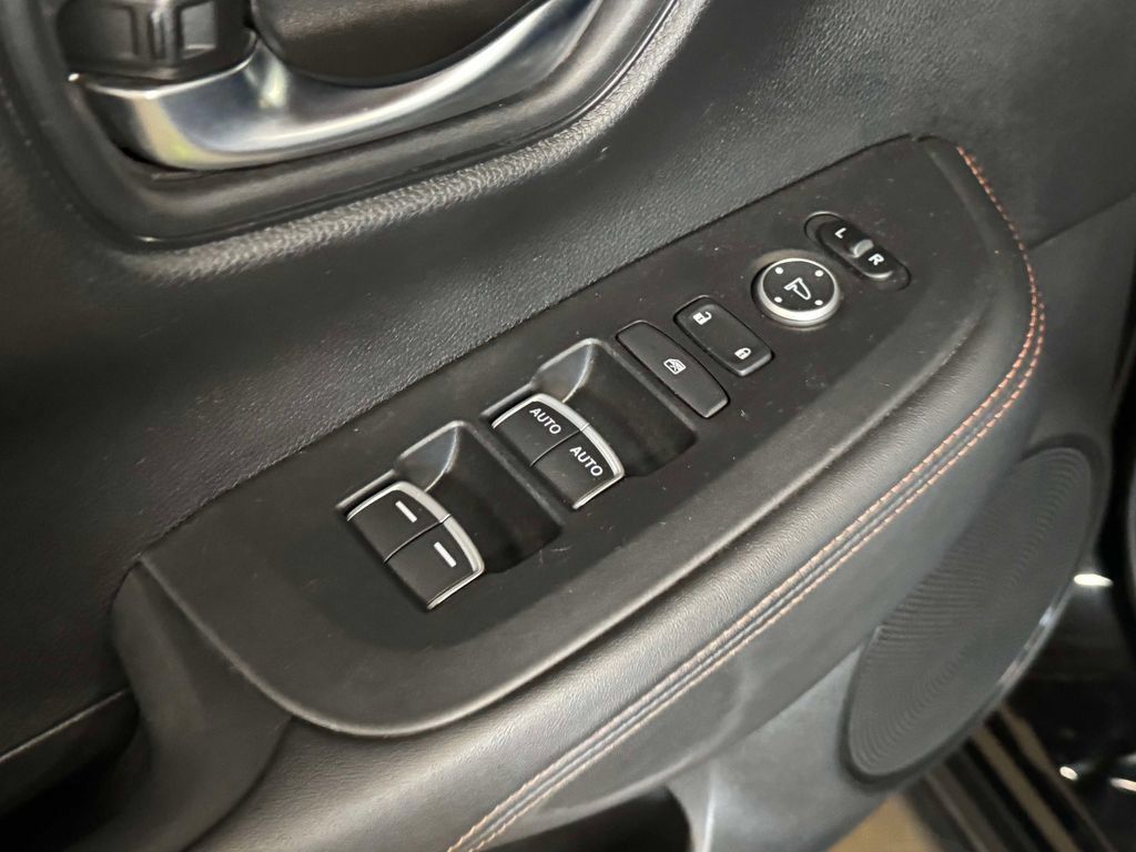 Used 2024 Honda HR-V Sport image 26