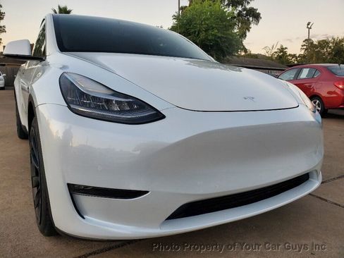 Used 2021 Tesla Model Y Long Range AWD/4WD image 7