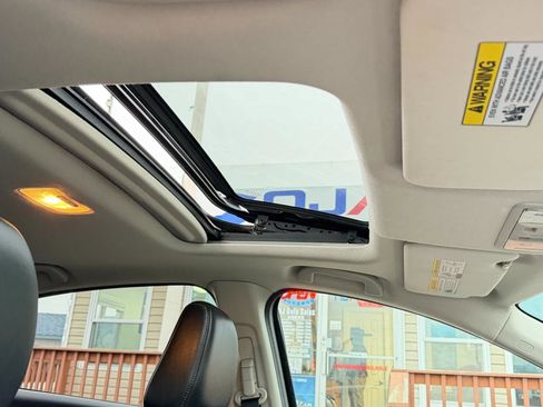 Used 2017 Honda HR-V EX-L image 48