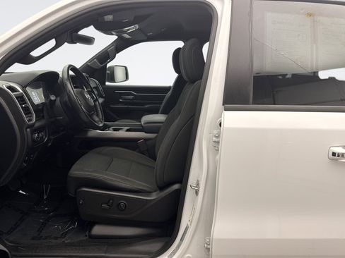 Used 2019 RAM 1500 Big Horn AWD/4WD image 11