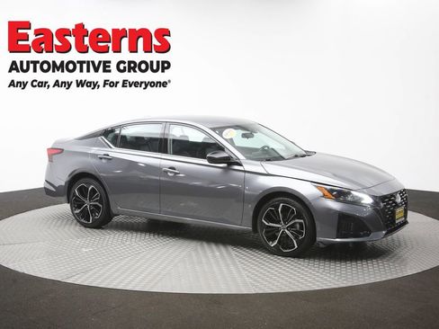 Used 2023 Nissan Altima 2.5 SR AWD/4WD image 47