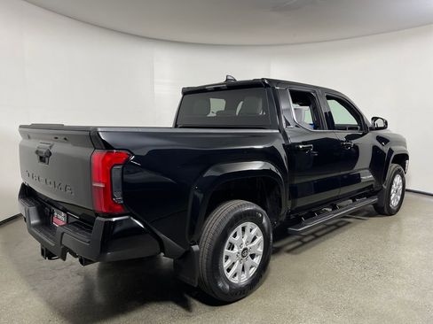 New 2026 Toyota Tacoma SR5 image 3