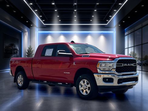 Used 2022 RAM 2500 Big Horn w/ Level A Equipment Group AWD/4WD image 2