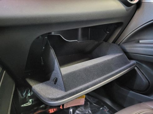 New 2025 Alfa Romeo Stelvio Sprint image 52