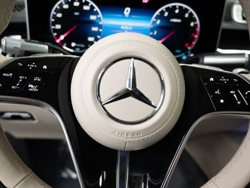 Certified 2023 Mercedes-Benz S 580 4MATIC Sedan image 25