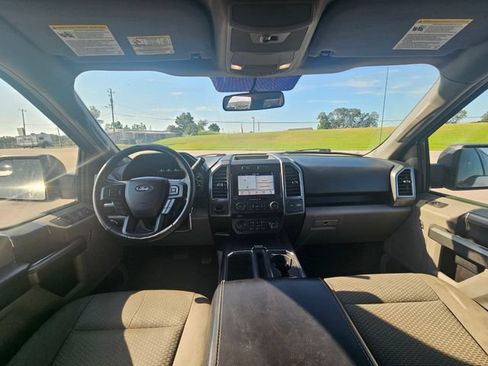 Used 2018 Ford F150 XLT w/ Equipment Group 302A Luxury RWD image 12