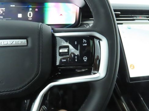 New 2025 Land Rover Range Rover Sport image 12