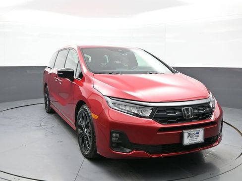 Certified 2025 Honda Odyssey Sport-L image 3