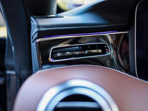 Used 2018 Mercedes-Benz S 560 Cabriolet image 42