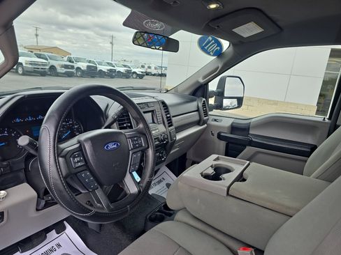 Used 2018 Ford F250 XL w/ Power Equipment Group image 18