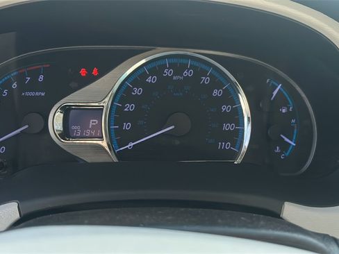 Used 2012 Toyota Sienna XLE w/ Entertainment Pkg image 19