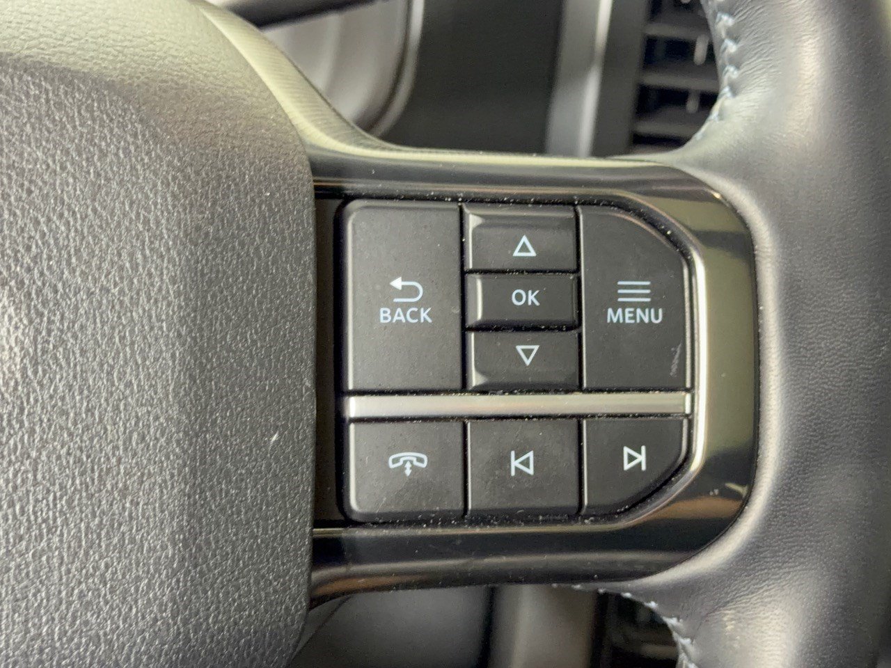 Used 2025 Ford F250 Platinum AWD/4WD image 19
