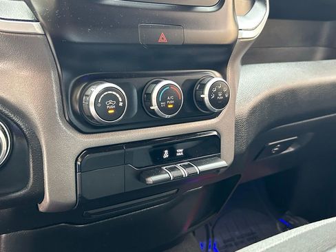 Used 2019 RAM 1500 Big Horn RWD image 24