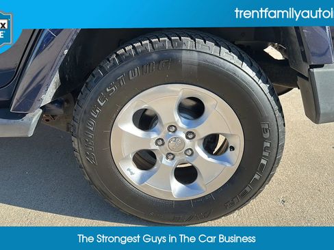 Used 2013 Jeep Wrangler Unlimited Sahara w/ Dual Top Group image 19