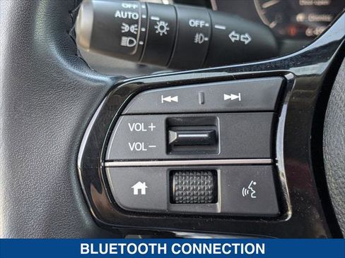 Used 2023 Honda Pilot EX-L image 11