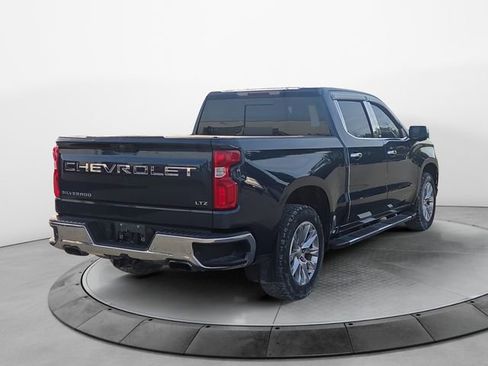 Used 2019 Chevrolet Silverado 1500 LTZ w/ LTZ Premium Package AWD/4WD image 5