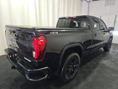 Used 2025 GMC Sierra 1500 Elevation AWD/4WD image 2