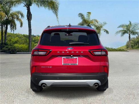 Used 2023 Ford Escape Active w/ Tech Pack #2 image 5