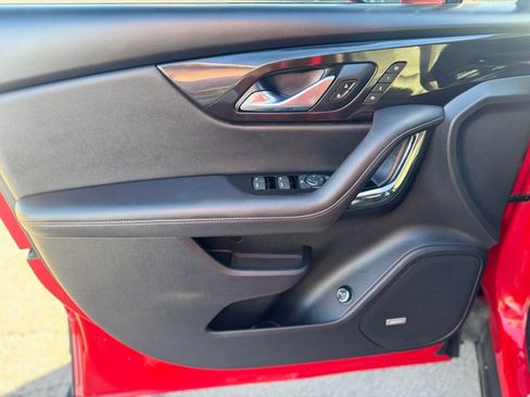 Used 2019 Chevrolet Blazer RS image 11