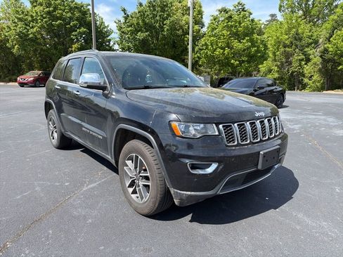 Used 2021 Jeep Grand Cherokee Limited w/ Luxury Group II image 3