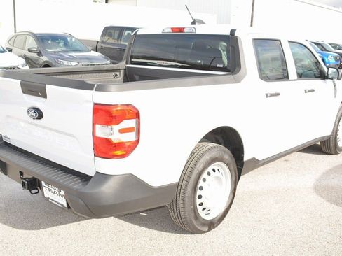 New 2025 Ford Maverick XL w/ Equipment Group 101A AWD/4WD image 3