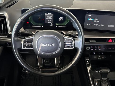 Used 2024 Kia Sorento S FWD image 17