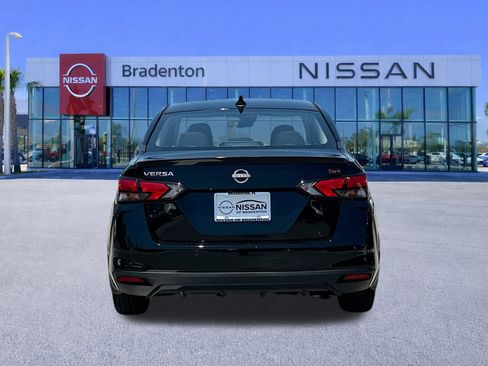 New 2025 Nissan Versa SR image 5