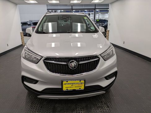 Used 2022 Buick Encore Preferred w/ Safety Package image 2