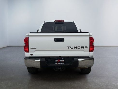 Used 2018 Toyota Tundra SR5 w/ SR5 Upgrade Package image 15