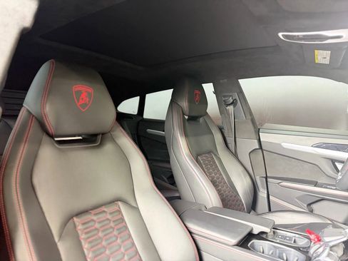 Used 2019 Lamborghini Urus Sport Utility 4D image 22