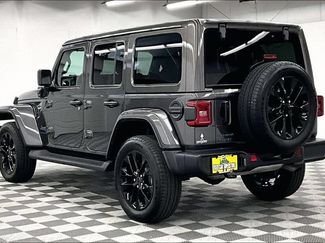 Used 2025 Jeep Wrangler Unlimited Sahara AWD/4WD video 2