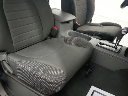 Used 2019 Nissan Frontier Desert Runner image 29