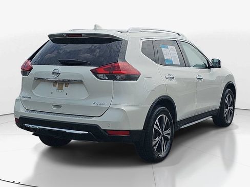 Used 2020 Nissan Rogue SV w/ Premium Package AWD/4WD image 6