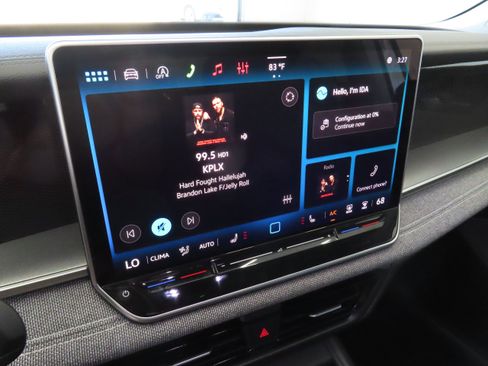 New 2026 Volkswagen Tiguan S FWD image 19