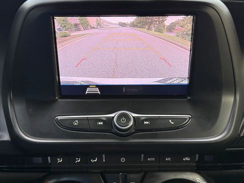 Used 2020 Chevrolet Camaro LT RWD image 32