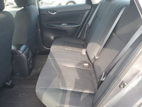 Used 2019 Nissan Sentra S FWD image 11