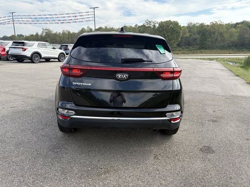 Used 2021 Kia Sportage LX image 4