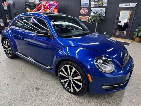 Used 2013 Volkswagen Beetle 2.0T FWD image 7