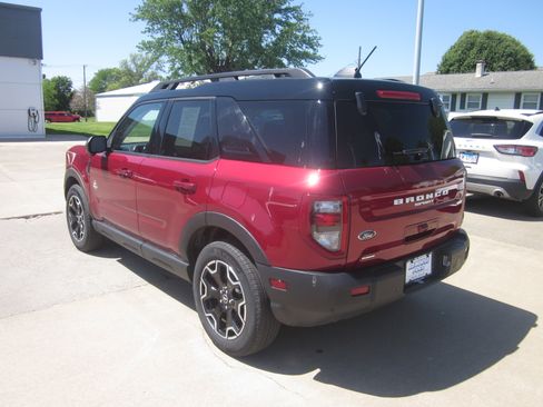 Used 2025 Ford Bronco Sport Outer Banks w/ Outer Banks Tech Package+ AWD/4WD image 4
