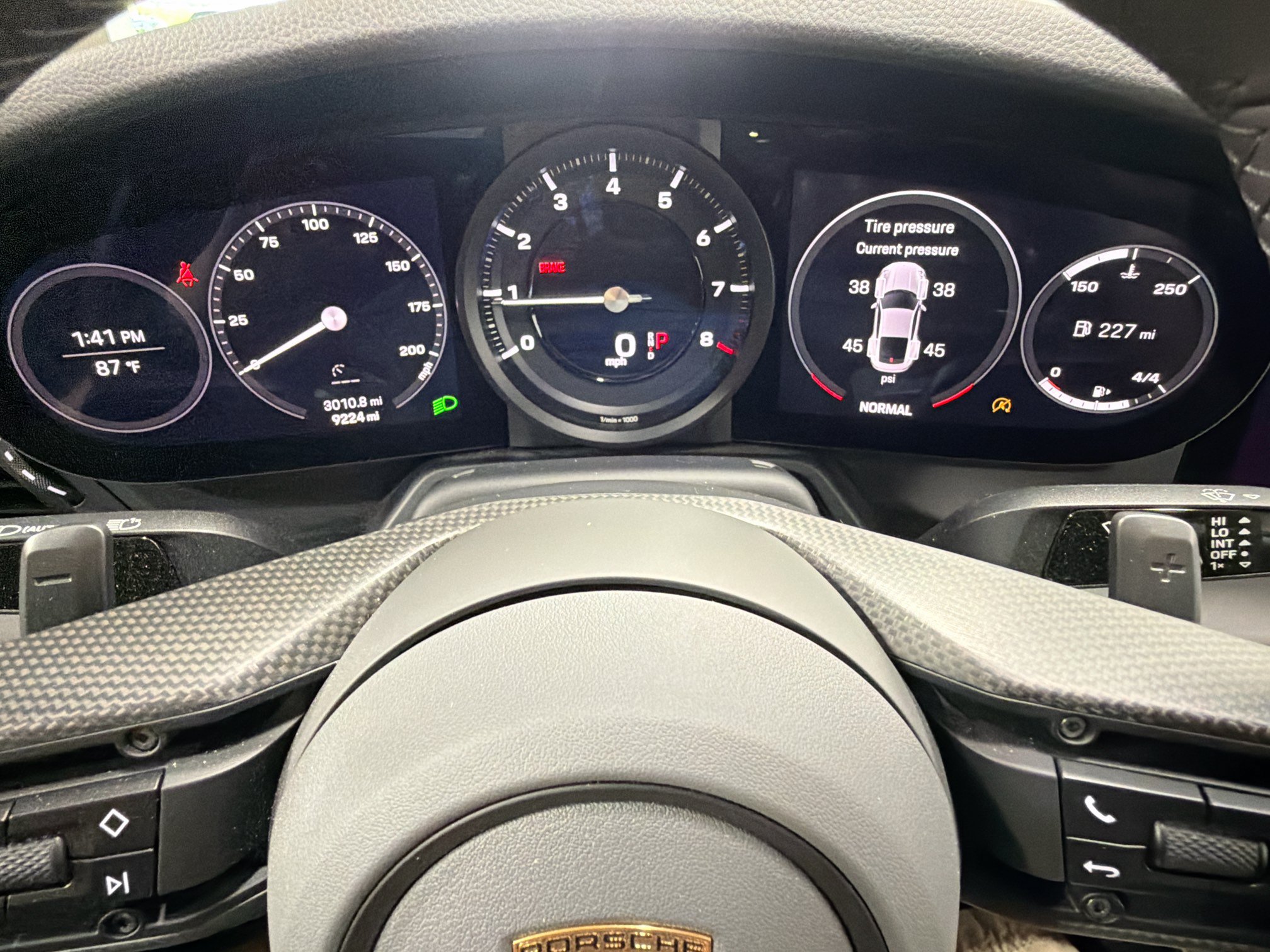 Certified 2024 Porsche 911 Carrera RWD image 37