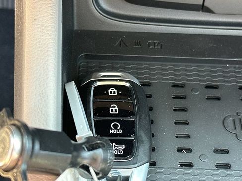 New 2026 Hyundai Venue SEL FWD image 34