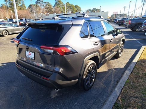 Certified 2025 Toyota RAV4 XLE Premium image 8