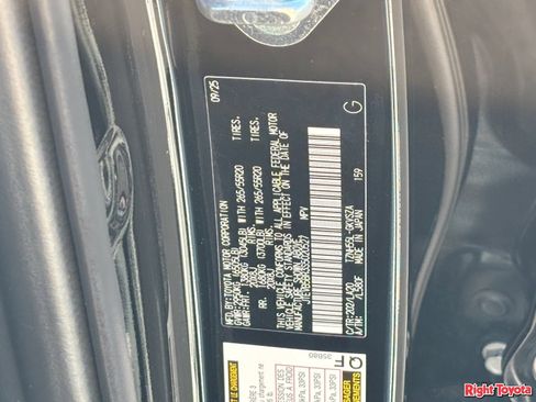 Certified 2025 Toyota 4Runner Limited AWD/4WD image 34